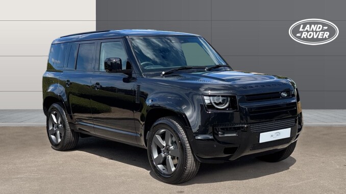 Land Rover Defender 3.0 D250 X-Dynamic SE 110 5dr Auto Diesel Estate - Image 1